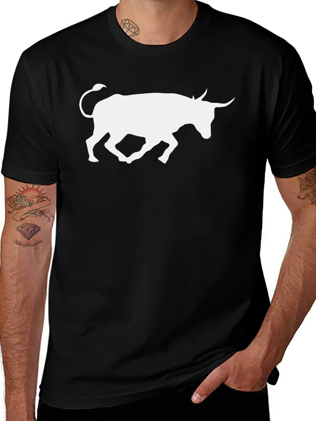 Black Bull Graphic Tee - Stylish Mens T-Shirt