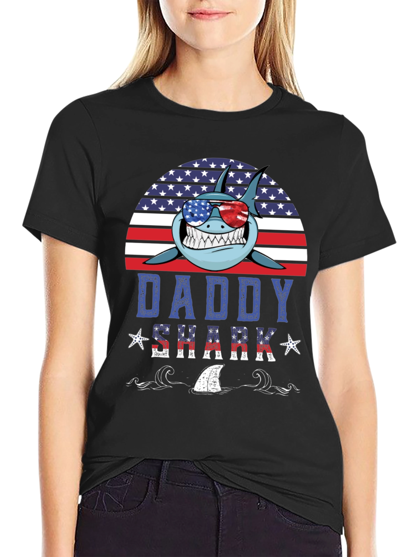 Daddy Shark USA T-Shirt - Patriotic Fathers Day Tee