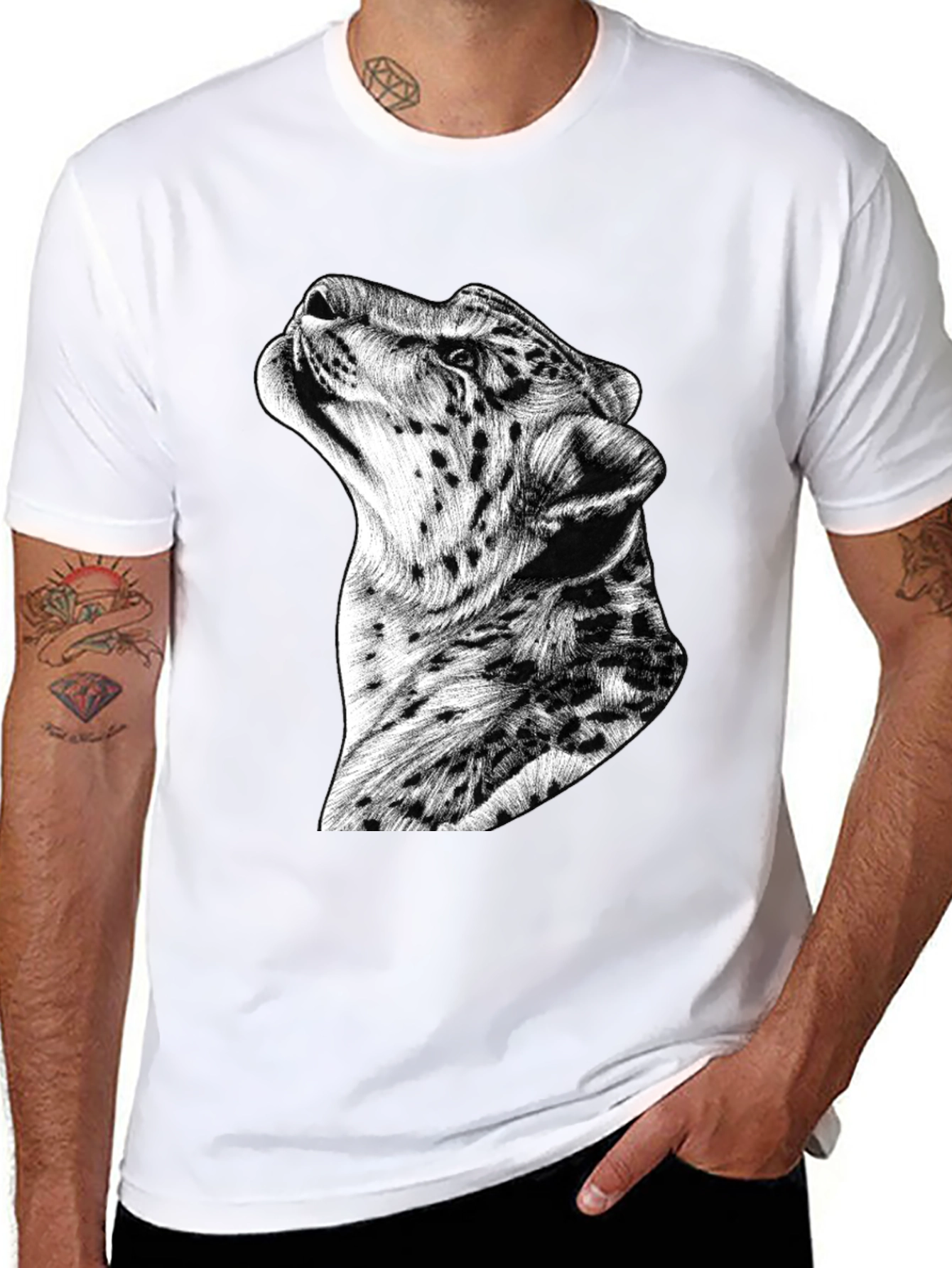 Stylish Leopard Graphic Print Black T-Shirt