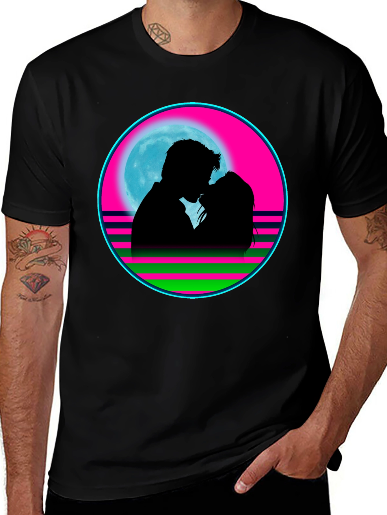 Romantic Silhouette Graphic T-Shirt - Black