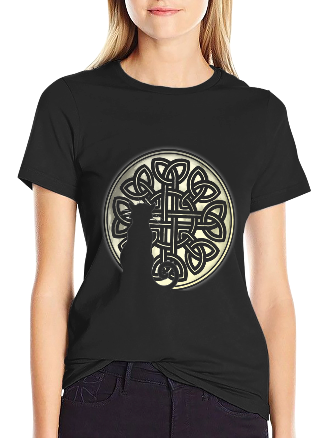 Celtic Knot Circle Graphic Print Black T-Shirt