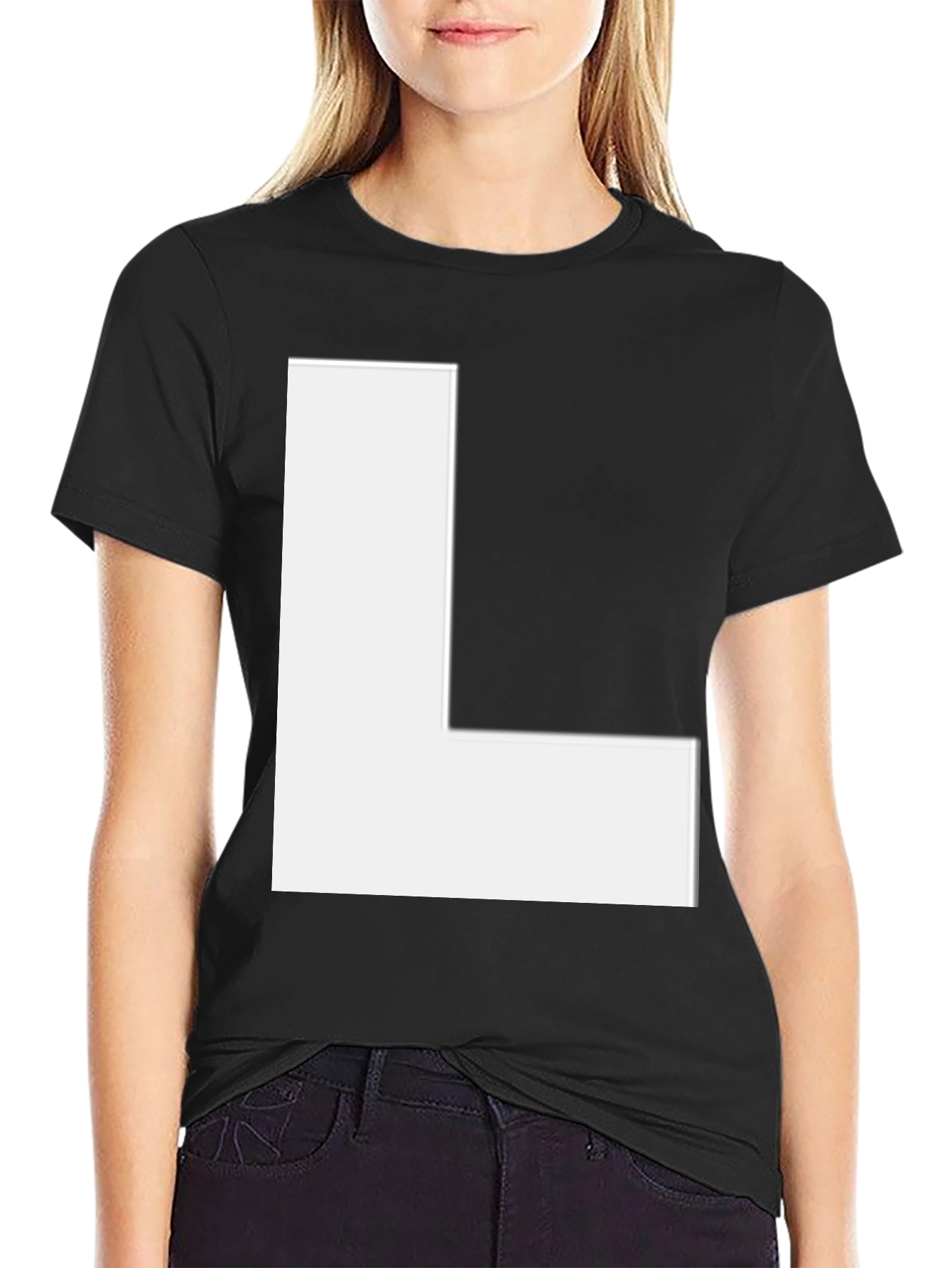 Bold Letter L Graphic Tee - Unisex Casual Style