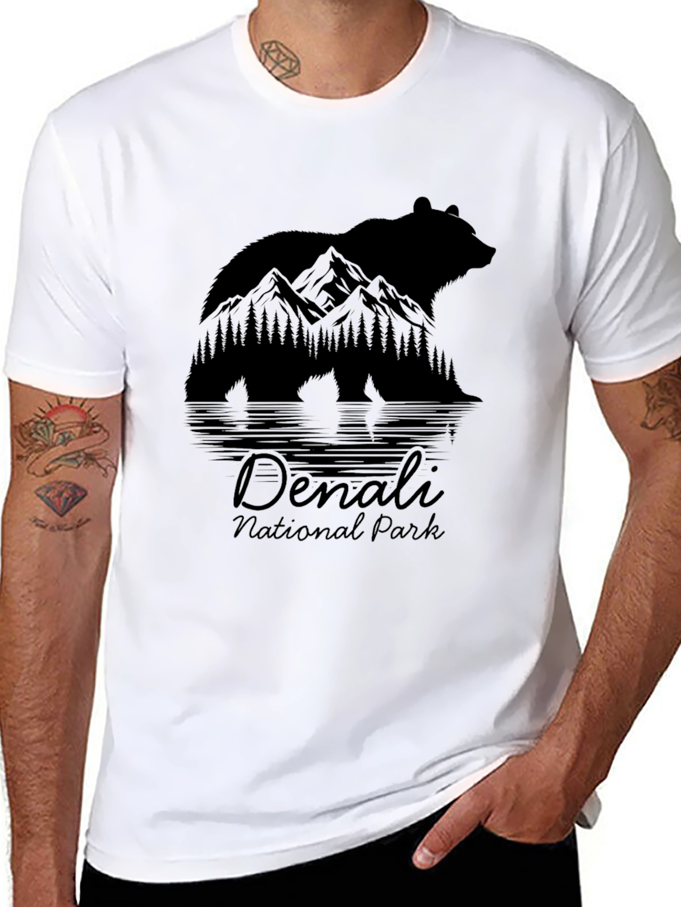 Denali National Park Bear Graphic Tee - Black