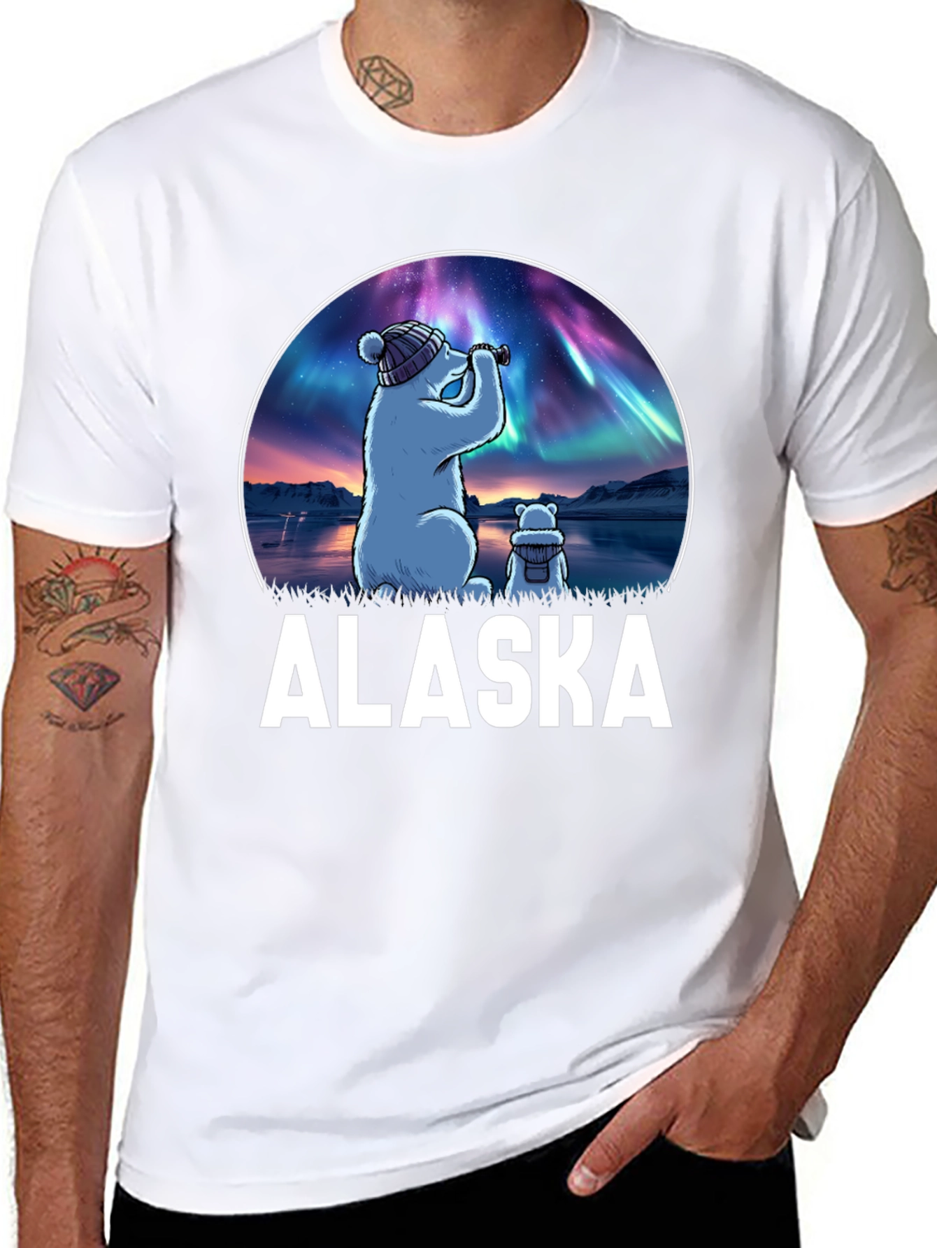 Alaska Bear Northern Lights Graphic T-Shirt