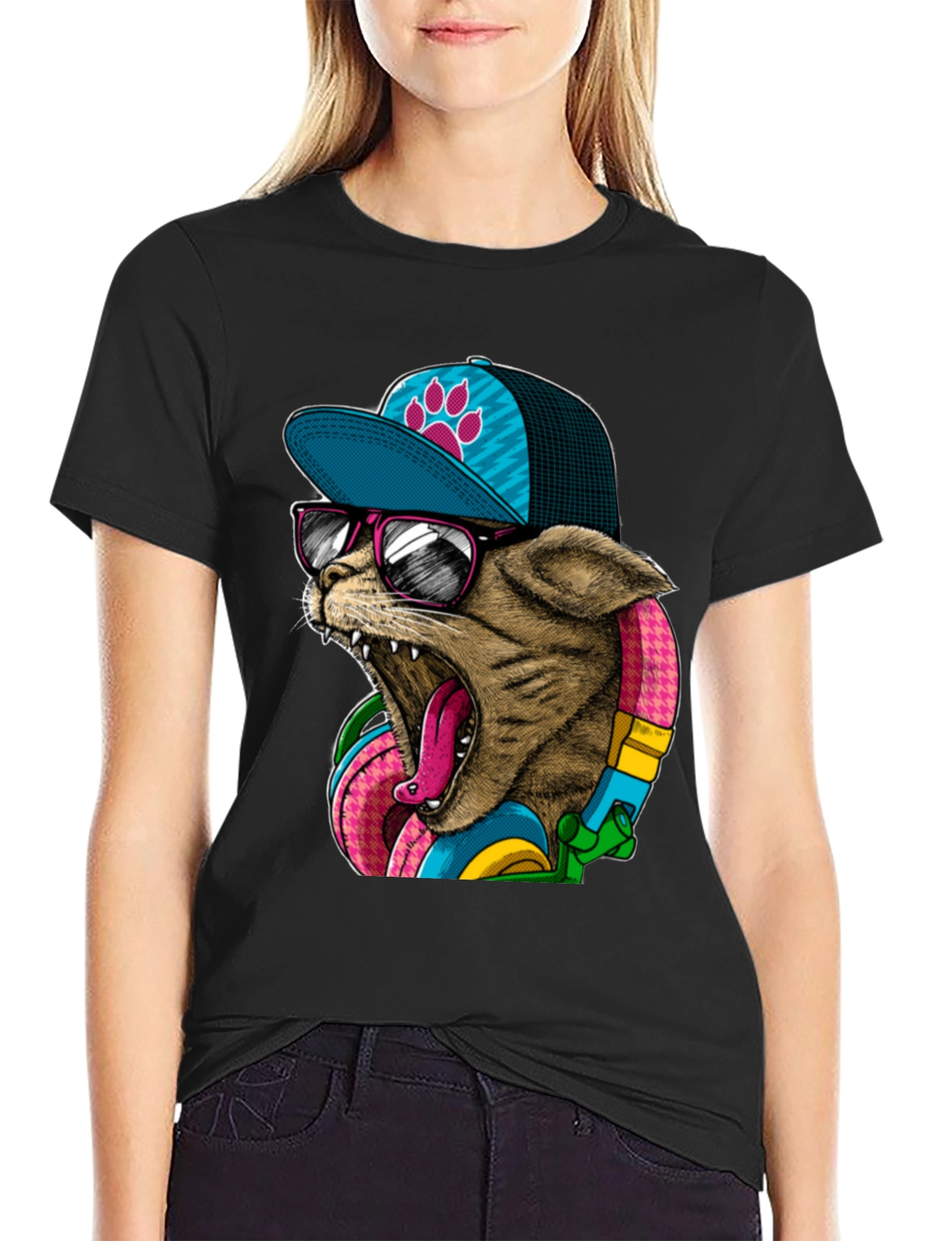 Cool Cat Graphic Tee - Stylish & Unique