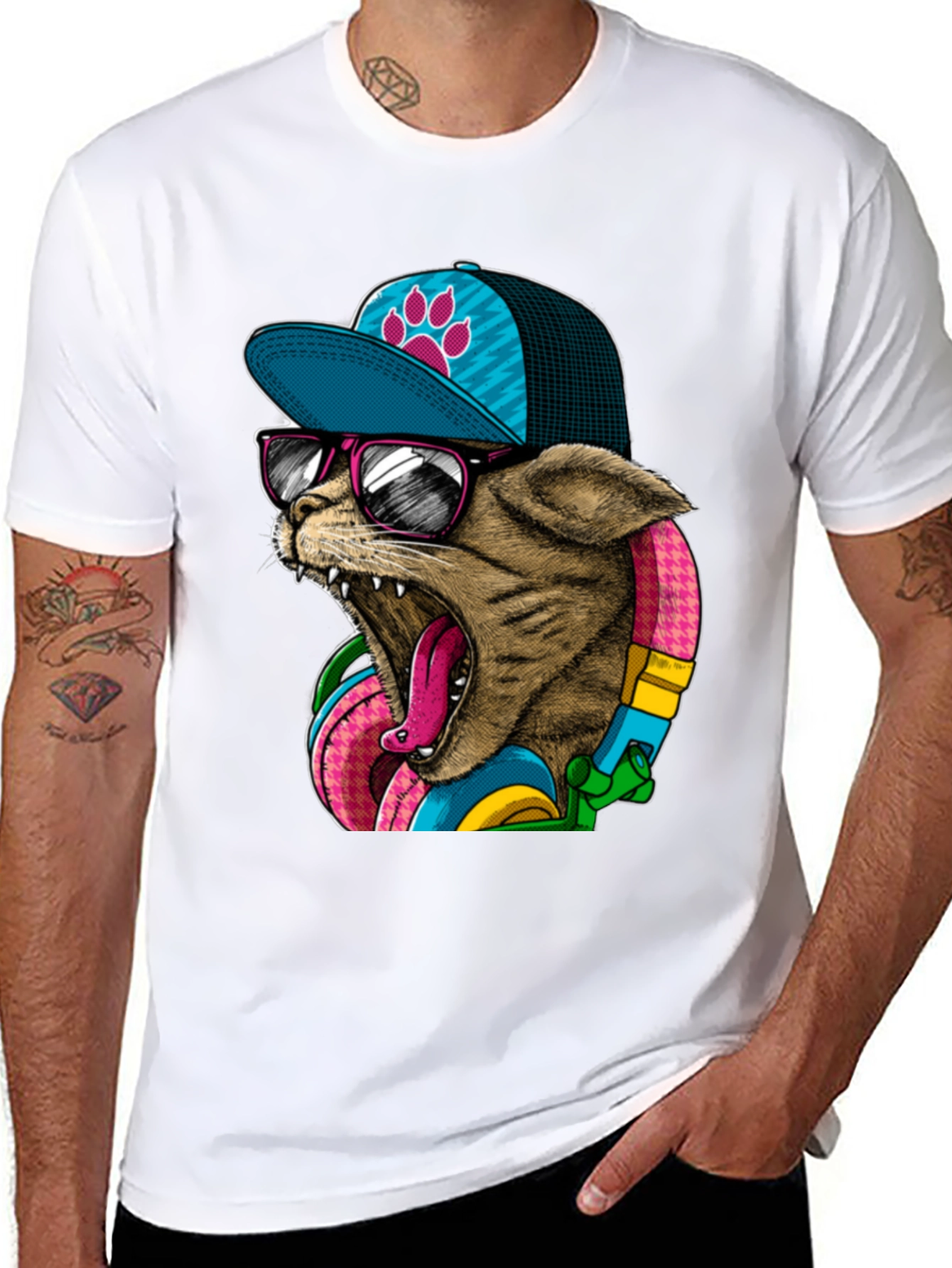 Cool Cat Graphic Tee - Stylish & Unique