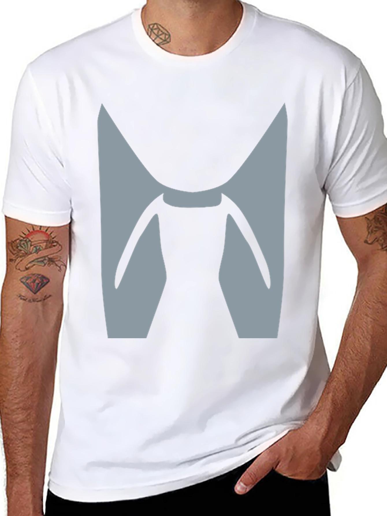 Abstract M Graphic Tee - Modern Style