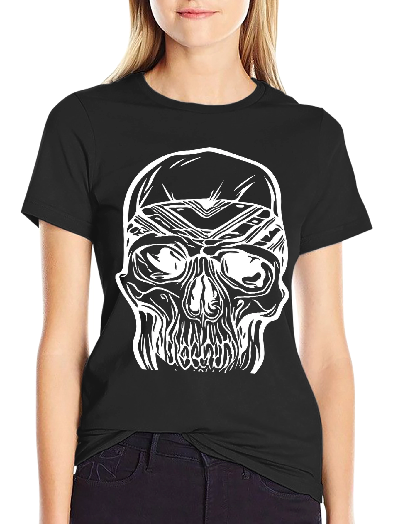 Skull Graphic Tee - Bold Black T-Shirt