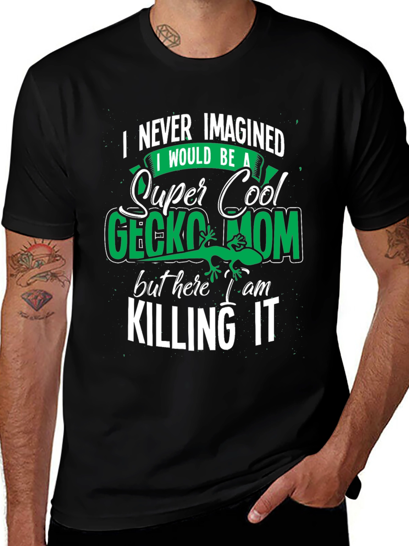 Super Cool Gecko Mom Graphic Tee