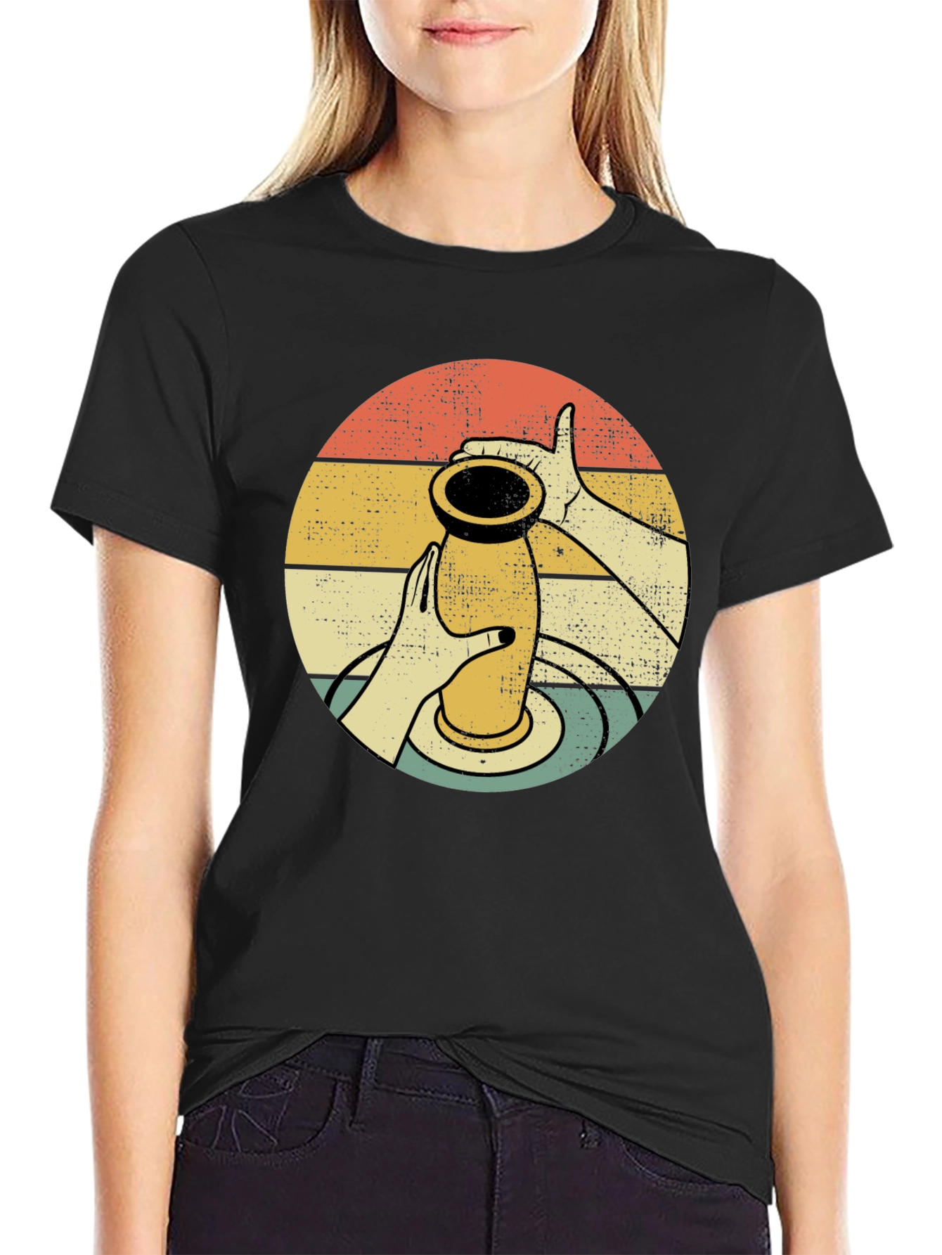 Pottery Design T-Shirt - Retro Circle Graphic Tee