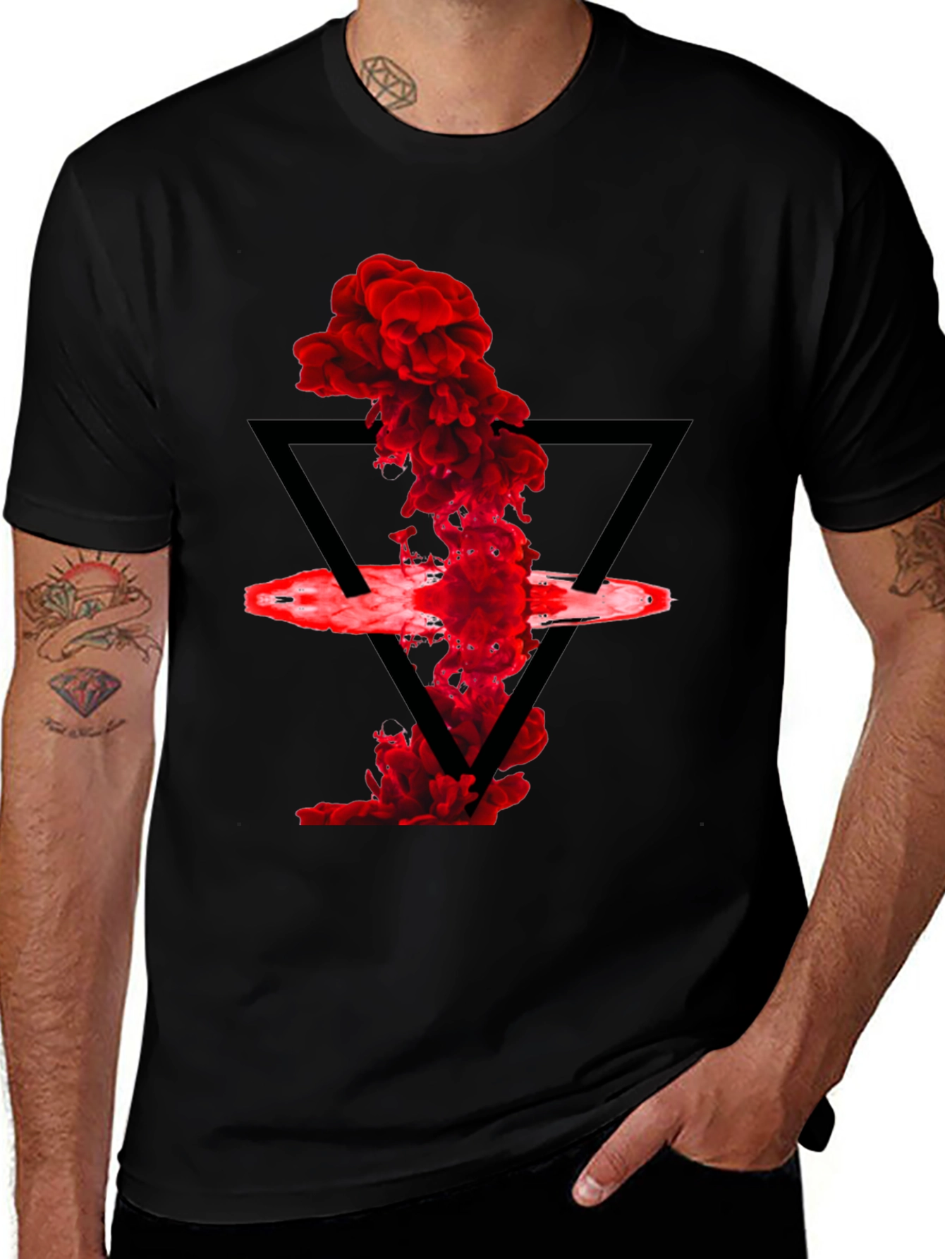 Abstract Red Smoke Triangle Graphic T-Shirt
