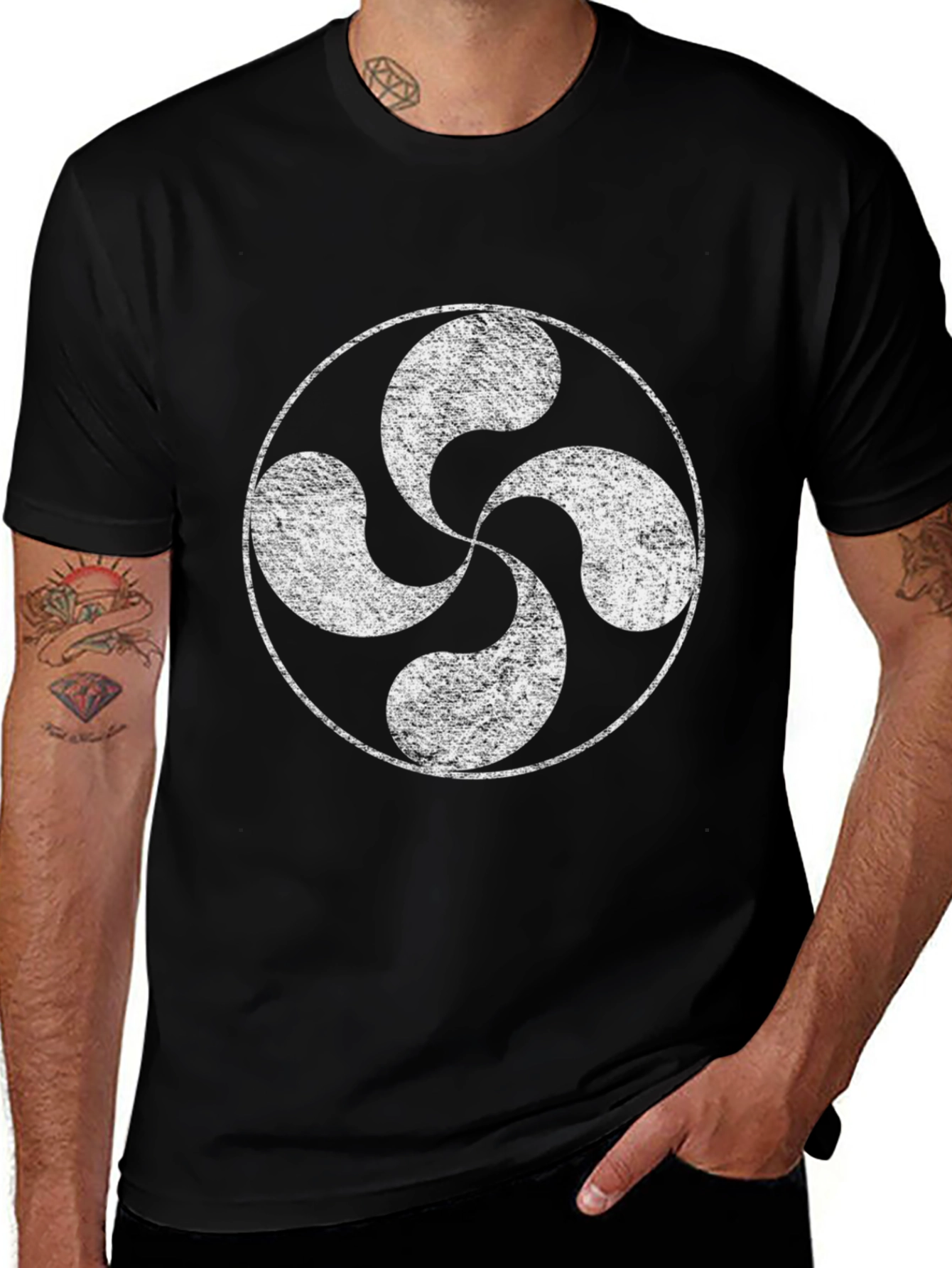 Basque Lauburu Cross Black T-Shirt