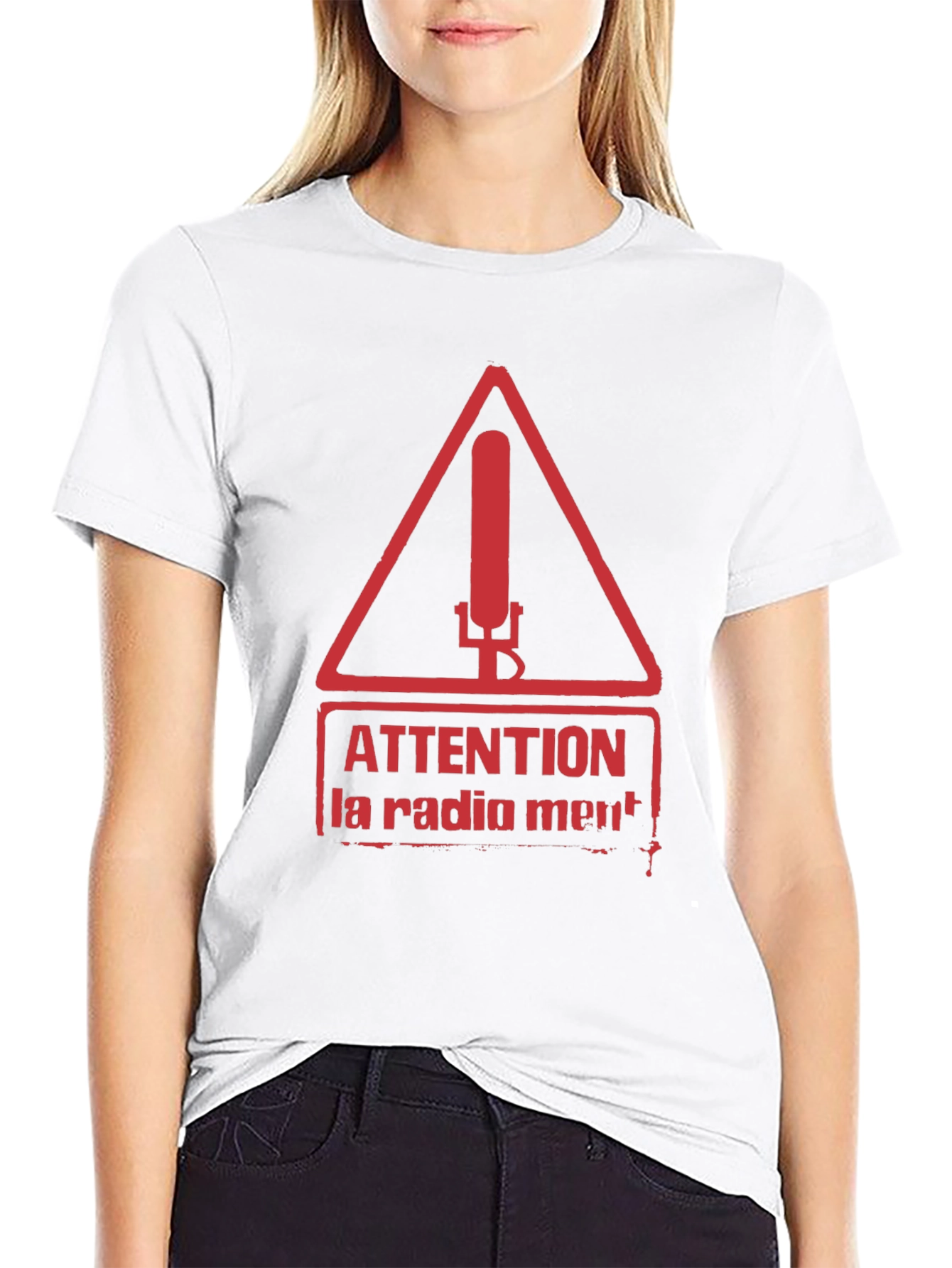 Attention La Radio Ment T-Shirt Black