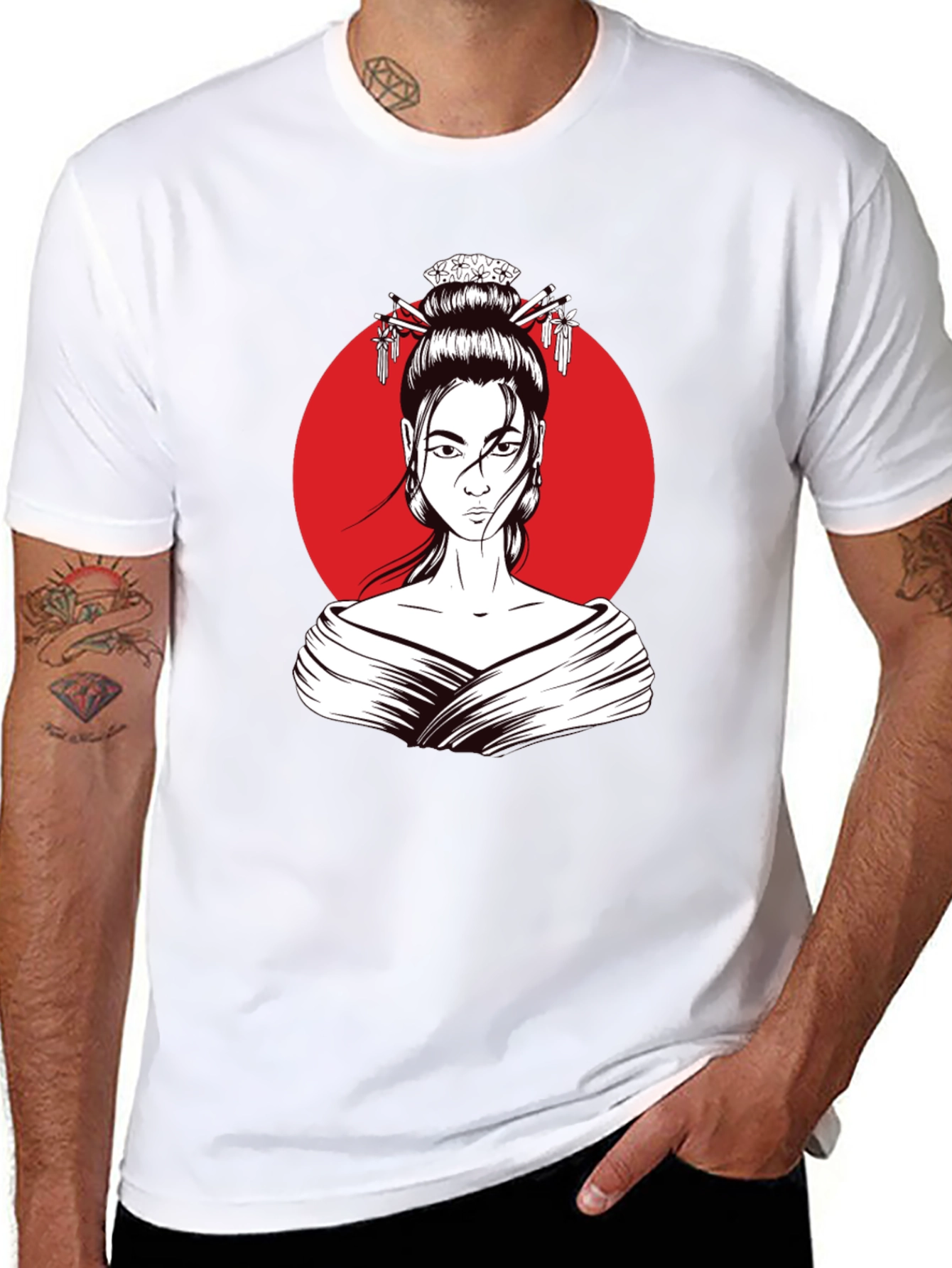Geisha Graphic Tee - Modern Artistic Style