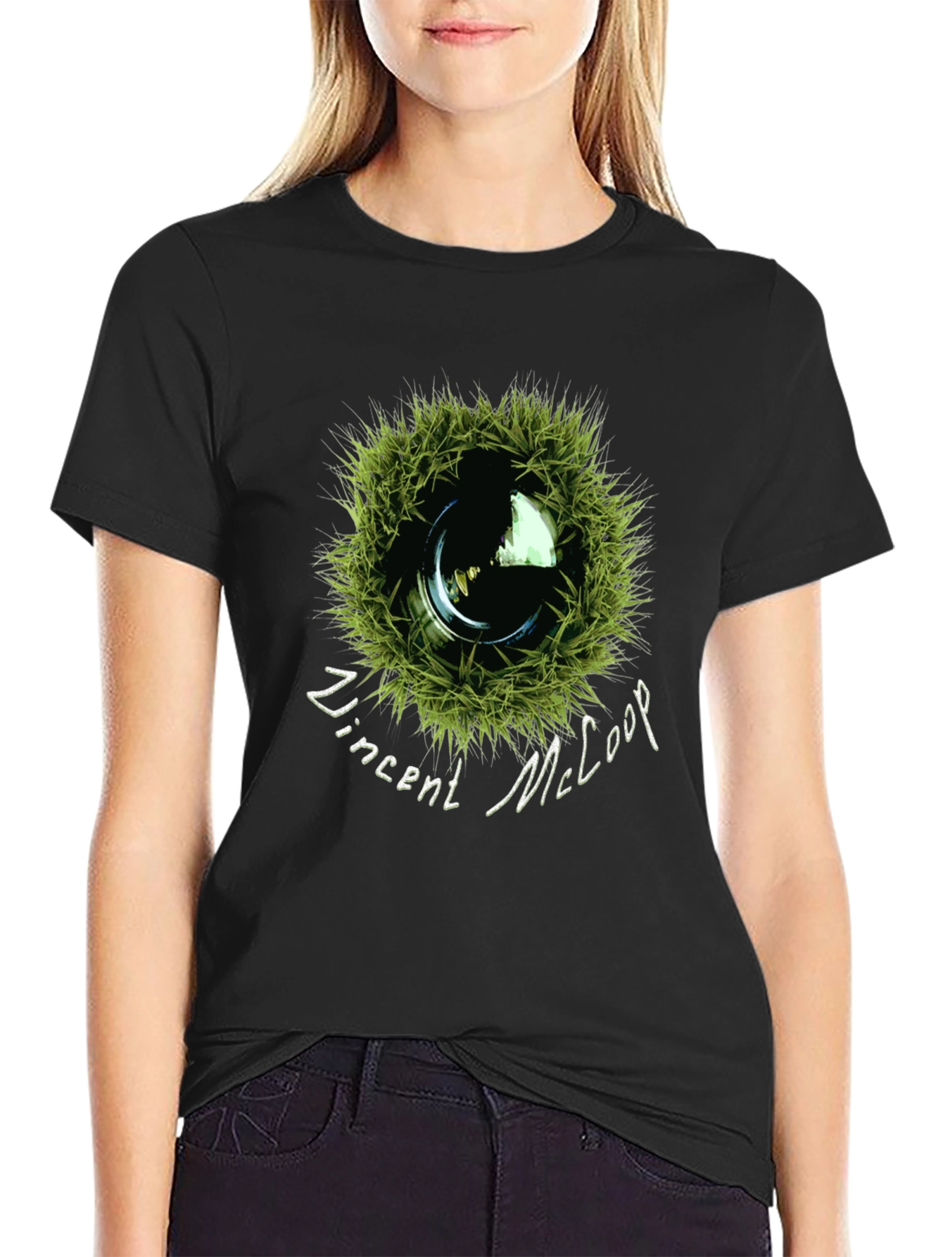 Vincent McLoop T-Shirt - Artistic Camera Lens Design
