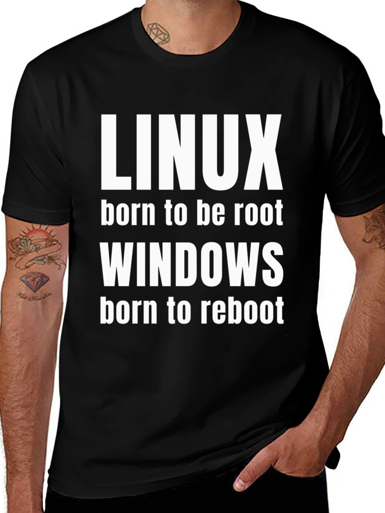 Linux vs Windows Programmer Humor T-Shirt