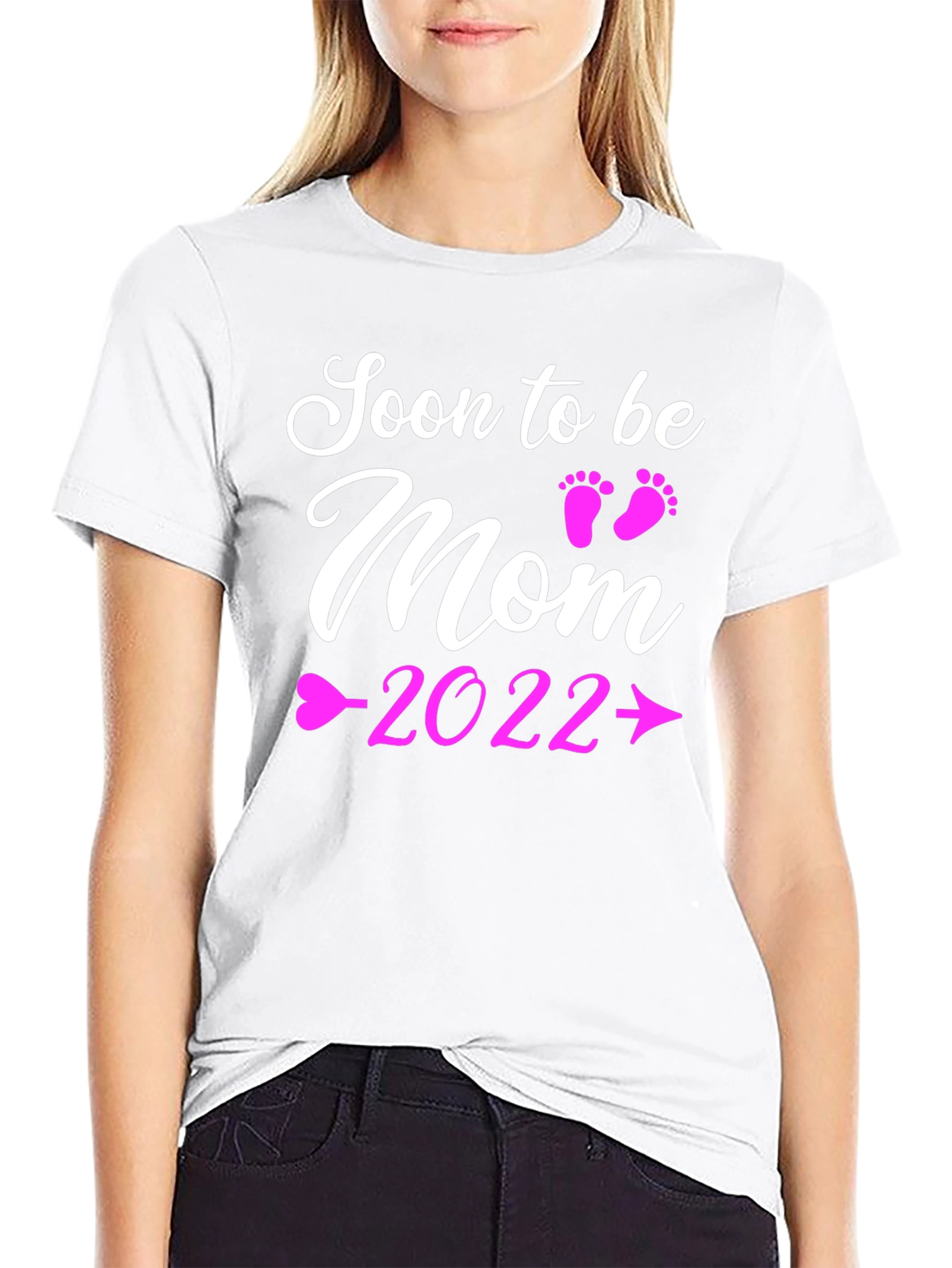 Soon to be Mom 2022 T-Shirt