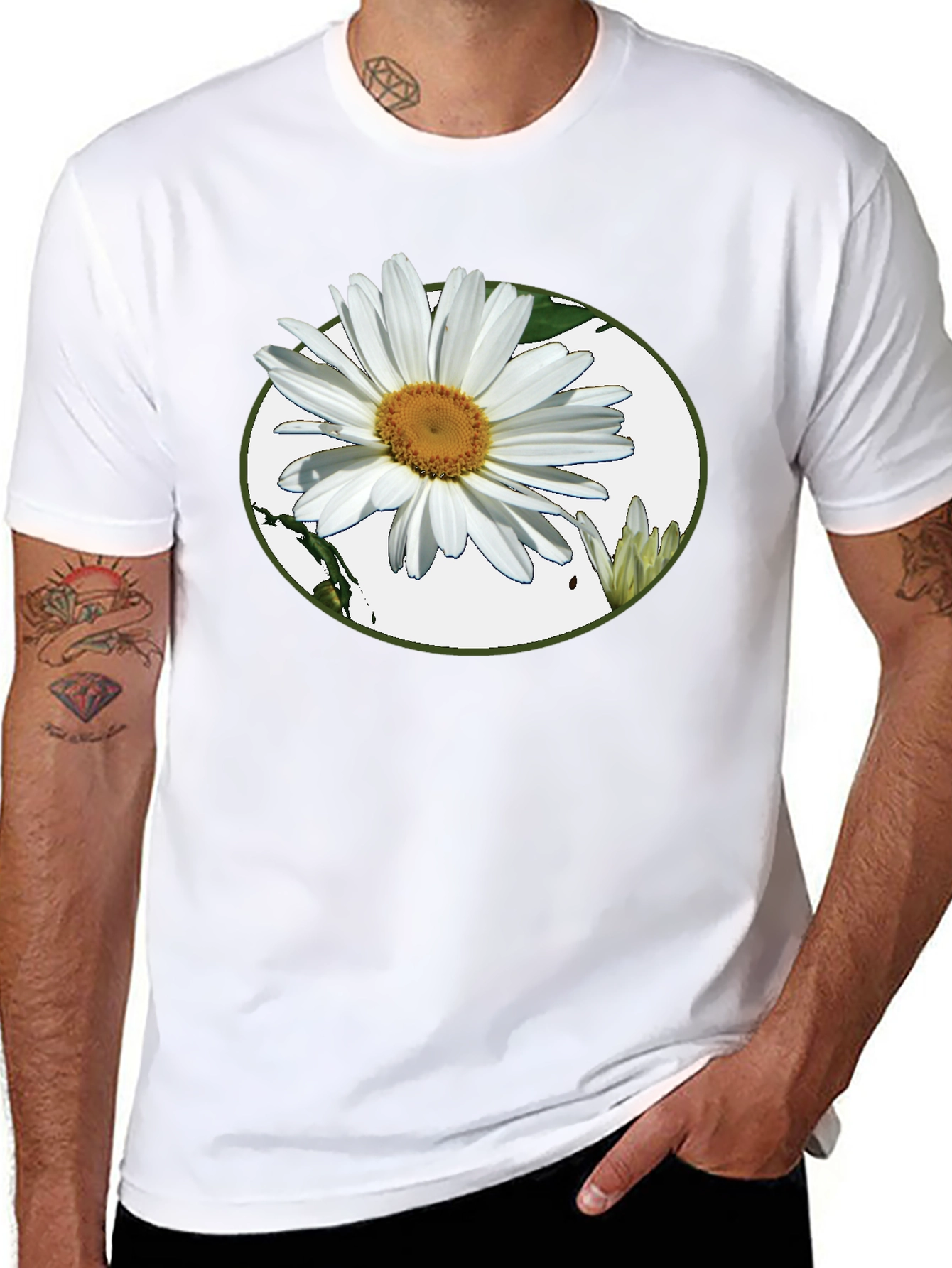 Daisy Graphic Tee - Casual Black T-Shirt