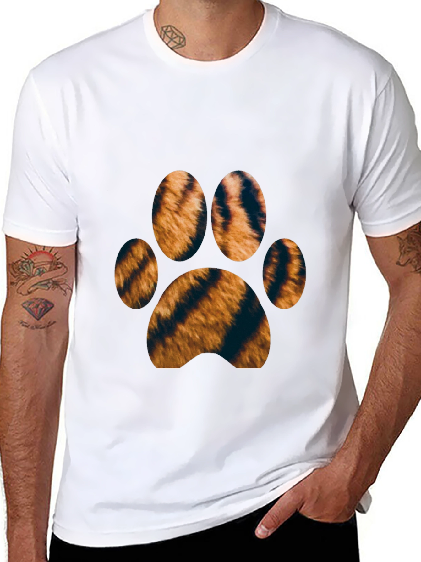 Tiger Paw Print T-Shirt - Black