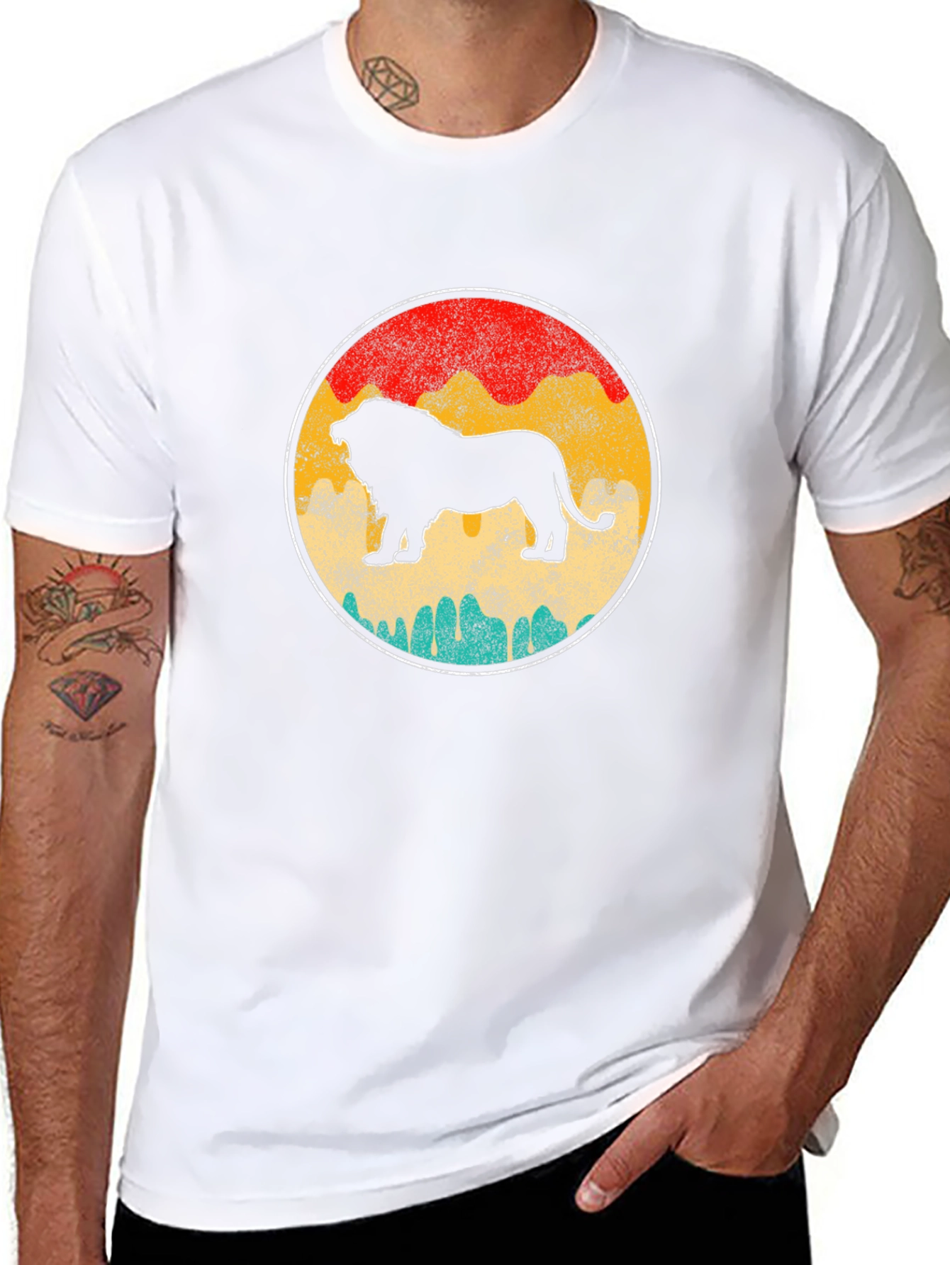 Retro Lion Graphic Tee - Black Crewneck T-Shirt