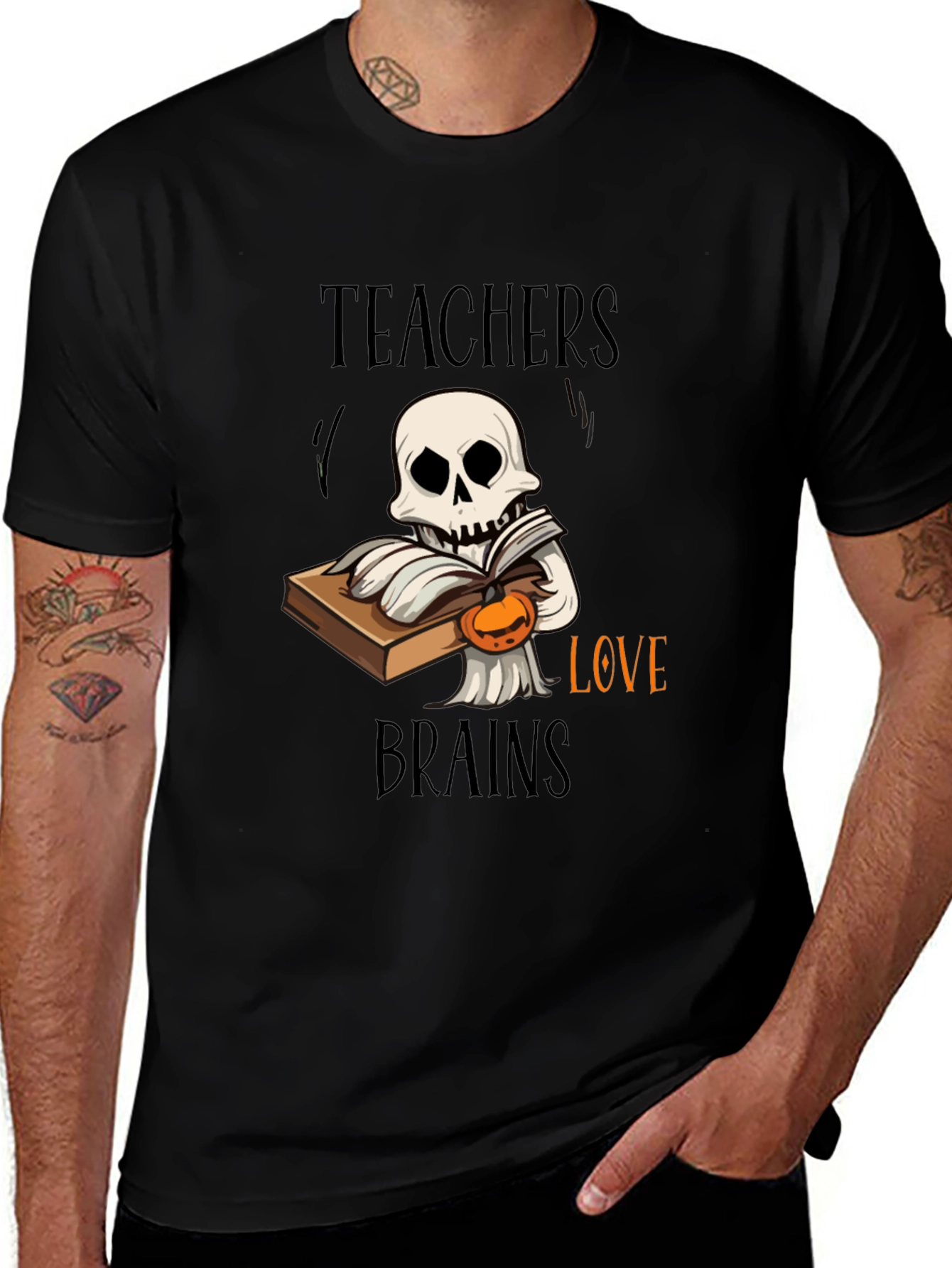Teachers Love Brains Halloween T-Shirt