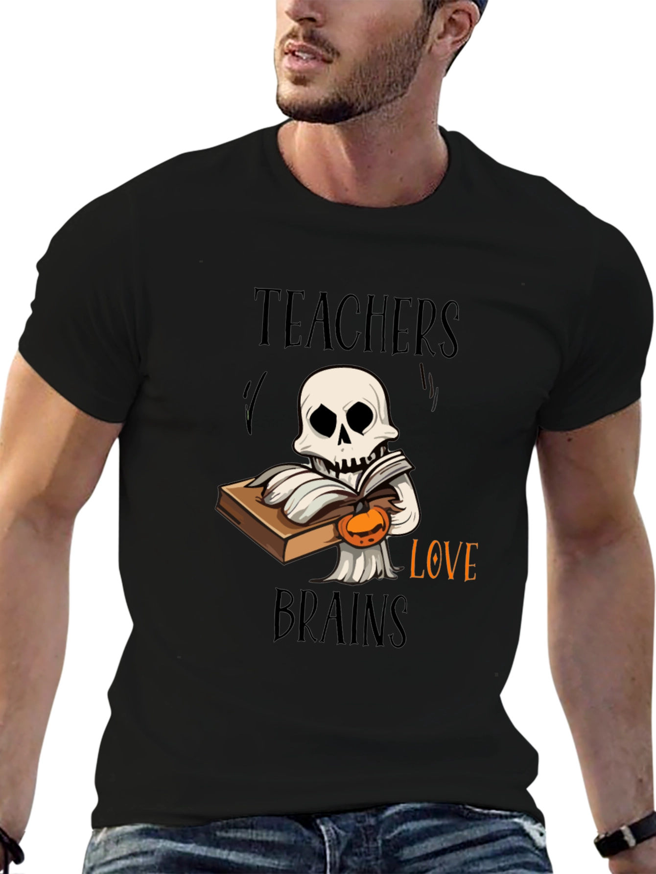 Teachers Love Brains Halloween T-Shirt