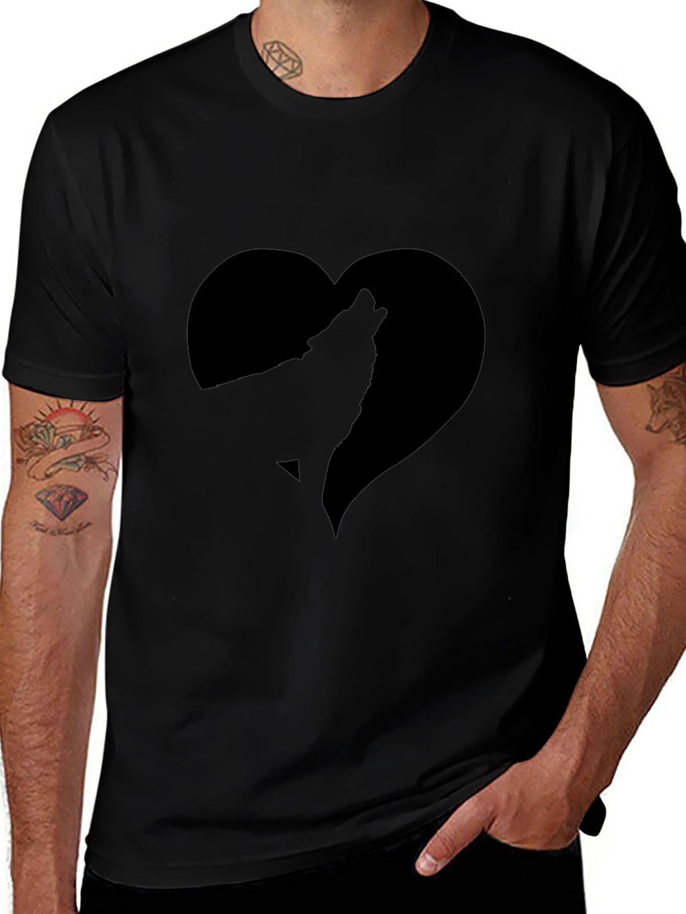 Wolf Heart Graphic T-Shirt - Stylish Black Tee