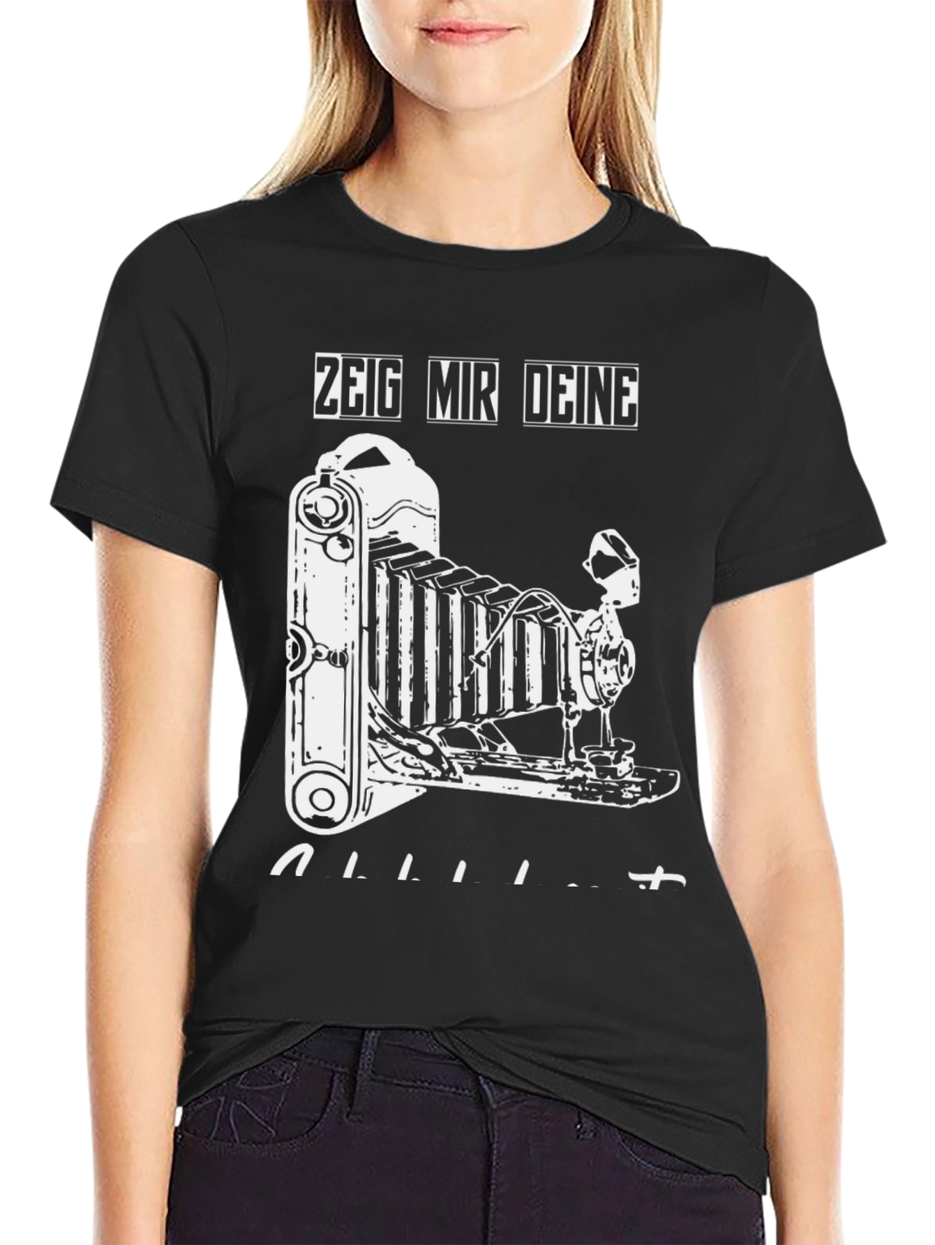 Zeig Mir Deine Alliete T-Shirt - Camera Graphic