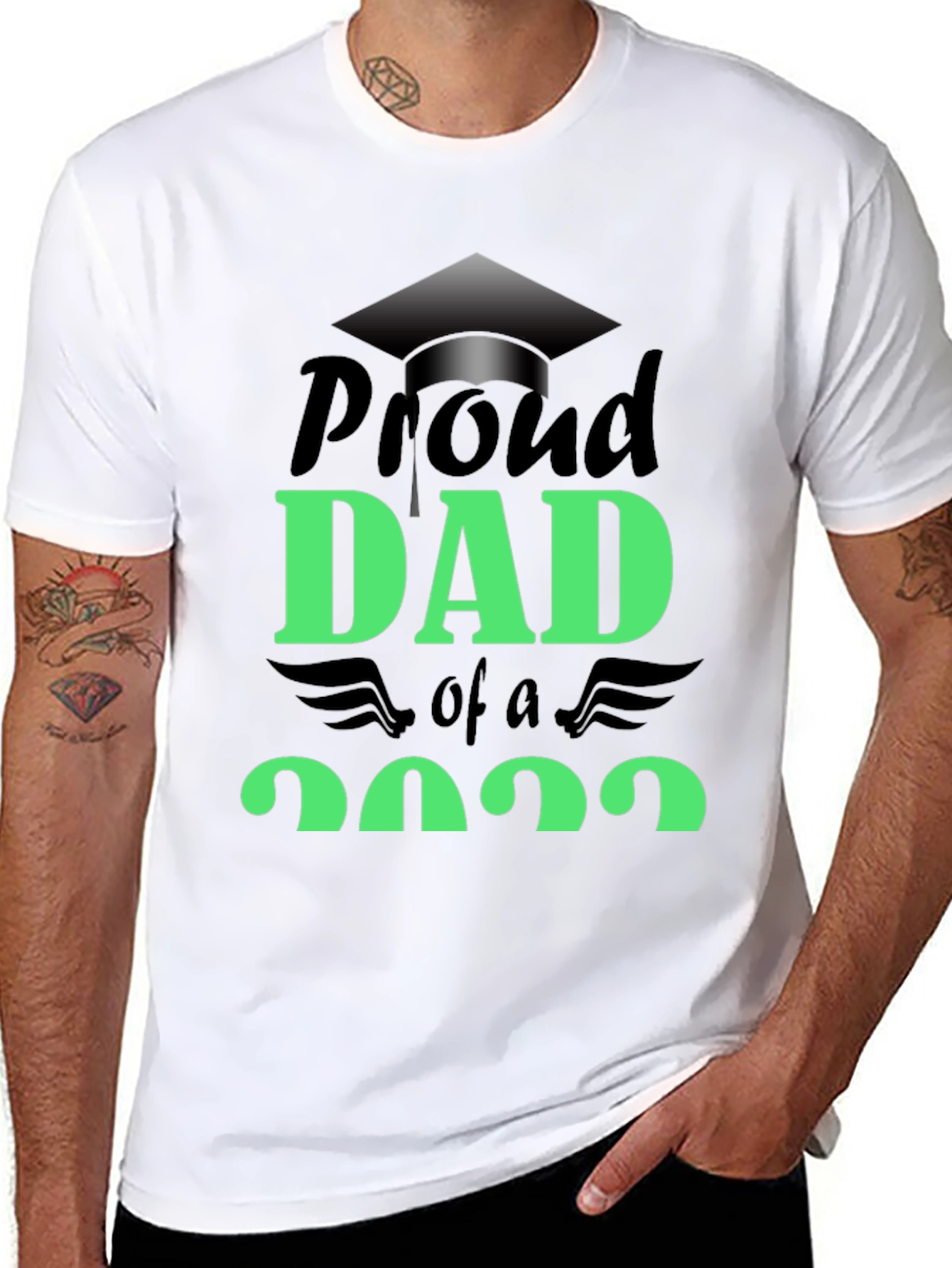 Proud Dad of a 2022 Graduate Black T-Shirt