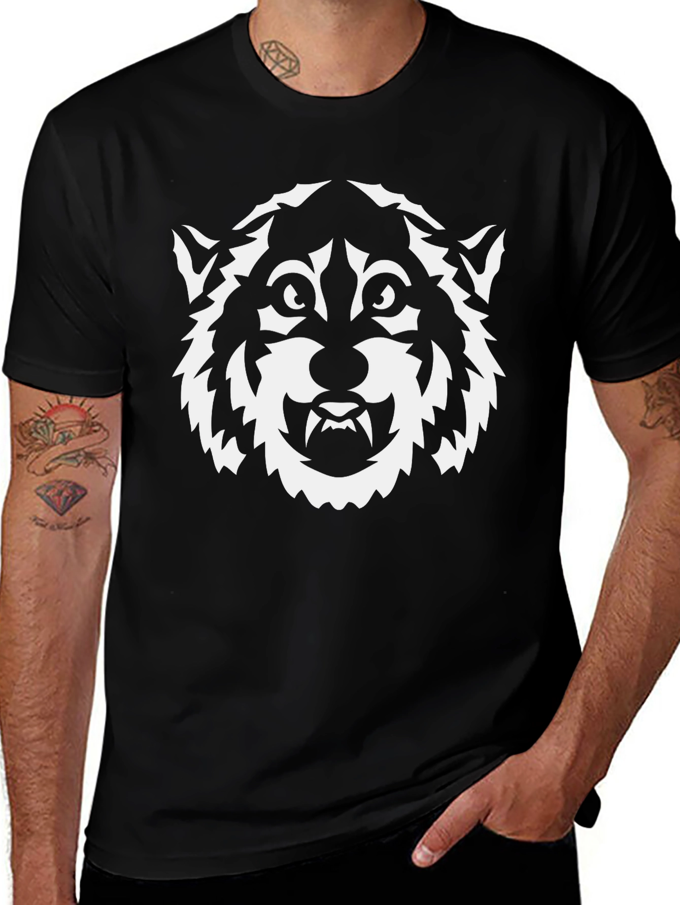 Black Wolf Graphic Tee - Stylish Mens T-Shirt