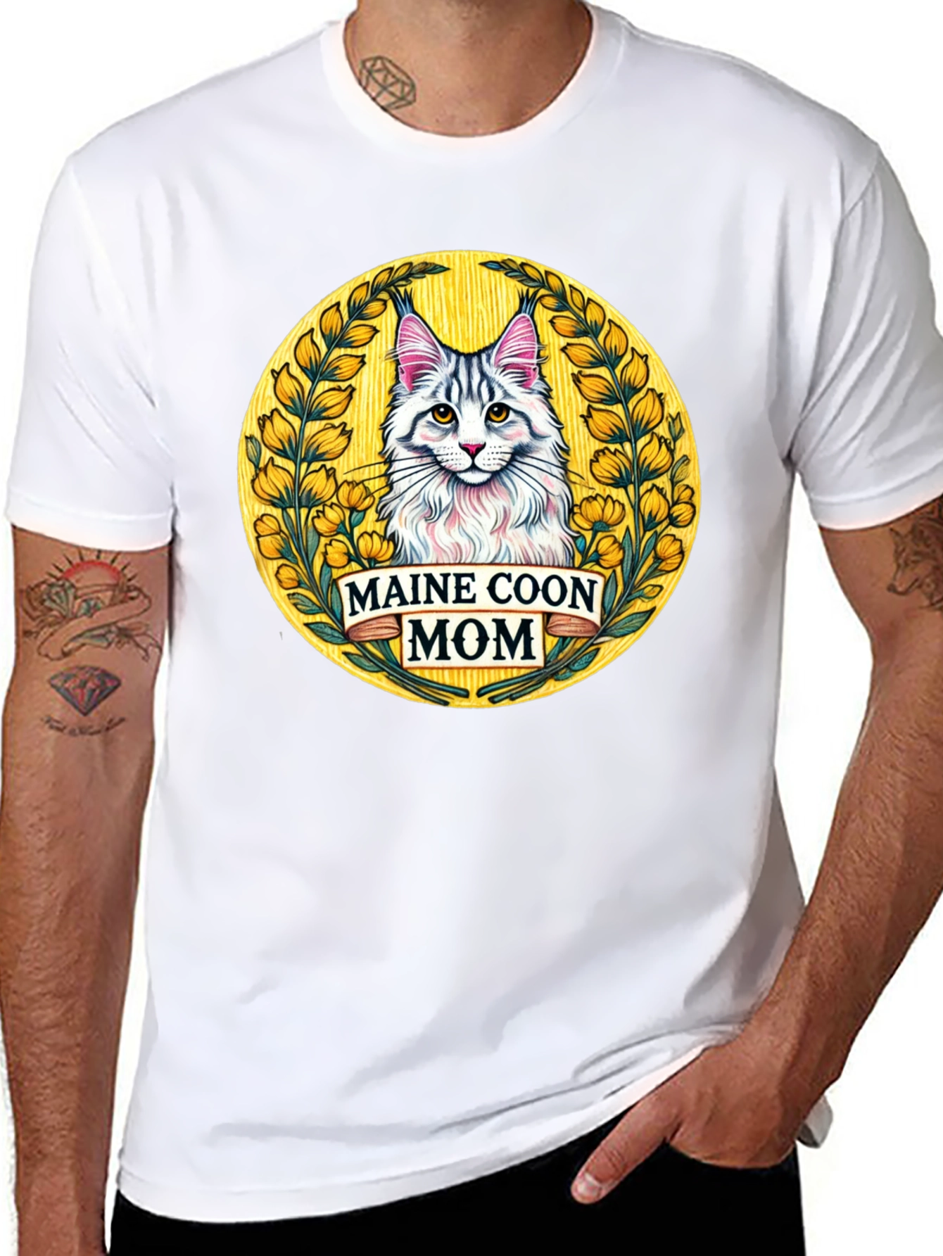 Maine Coon Mom Graphic Tee