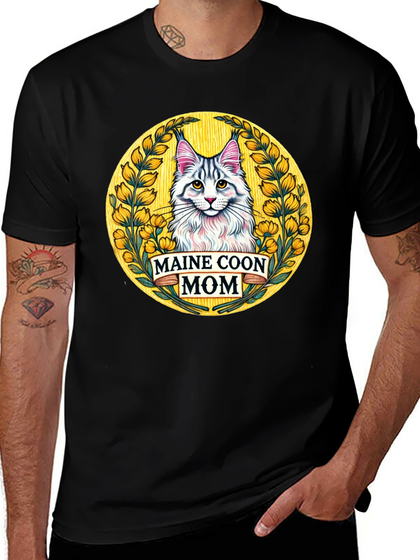 Maine Coon Mom Graphic Tee