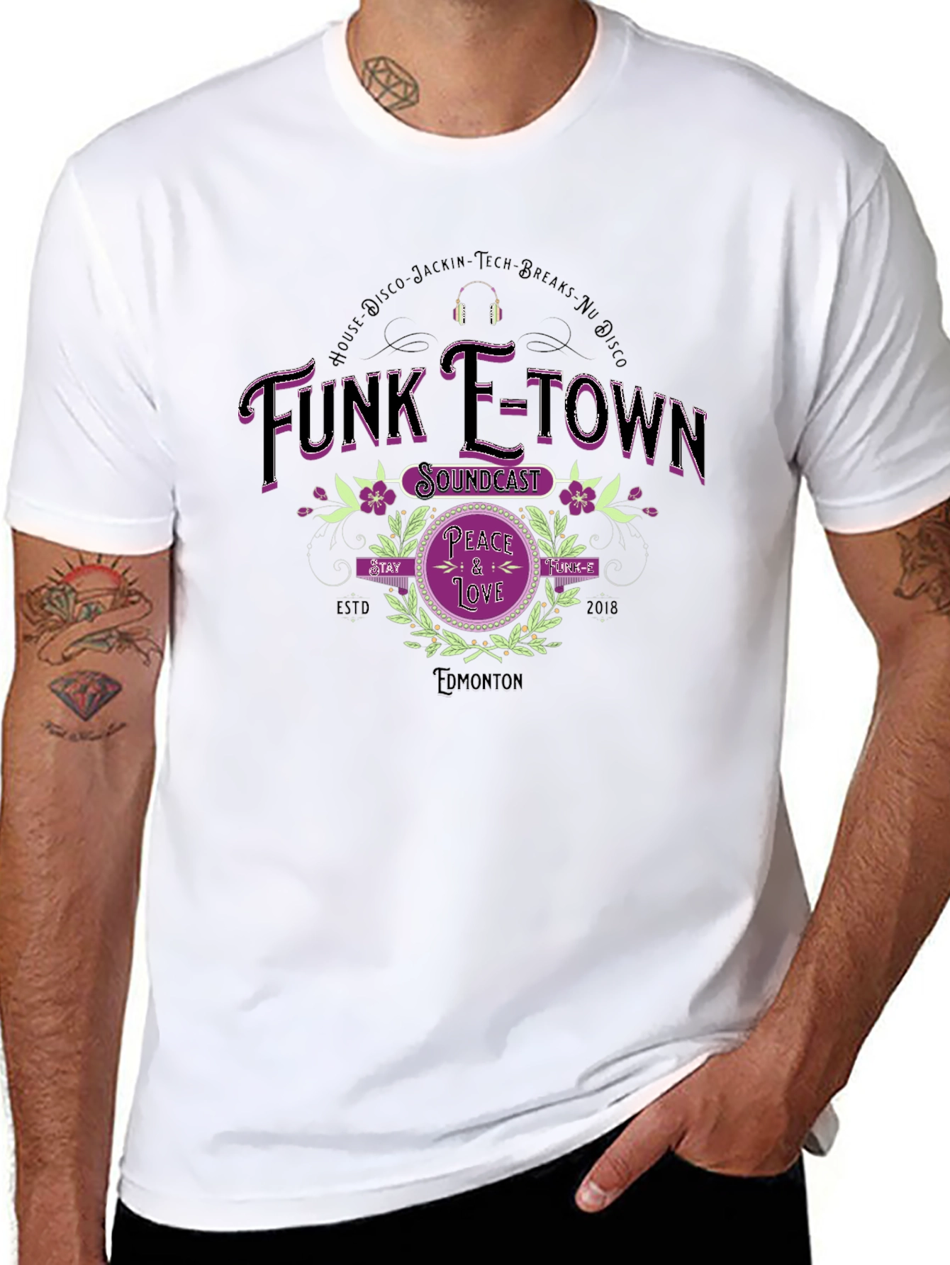 Funk E-Town Soundcast Peace & Love Graphic Tee