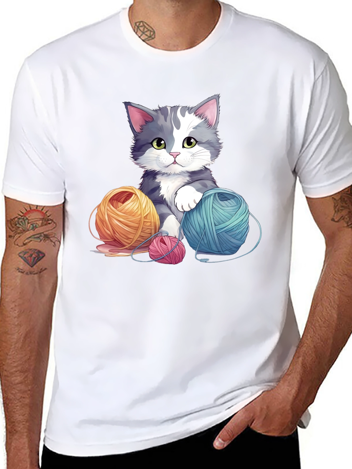 Cute Cat with Yarn Balls Black T-Shirt